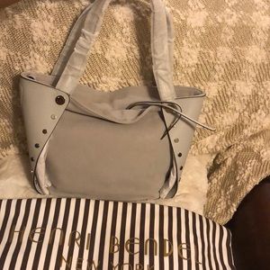 🔥BLACK FRIDAY SALE💥 🔥ONE DAY SALE Today only☄️ 🔥Sale New Henri Bendel Vintage